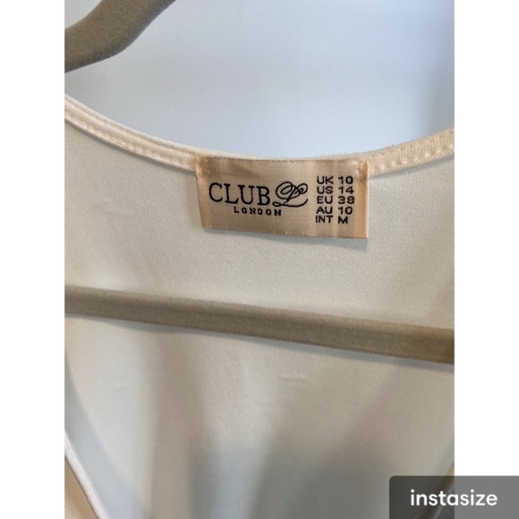 Rose Embroidery all in one shorts piece - Picture 2 of 4